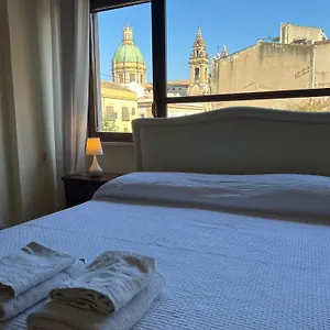 Cavoursuite Bed & Breakfast Palermo