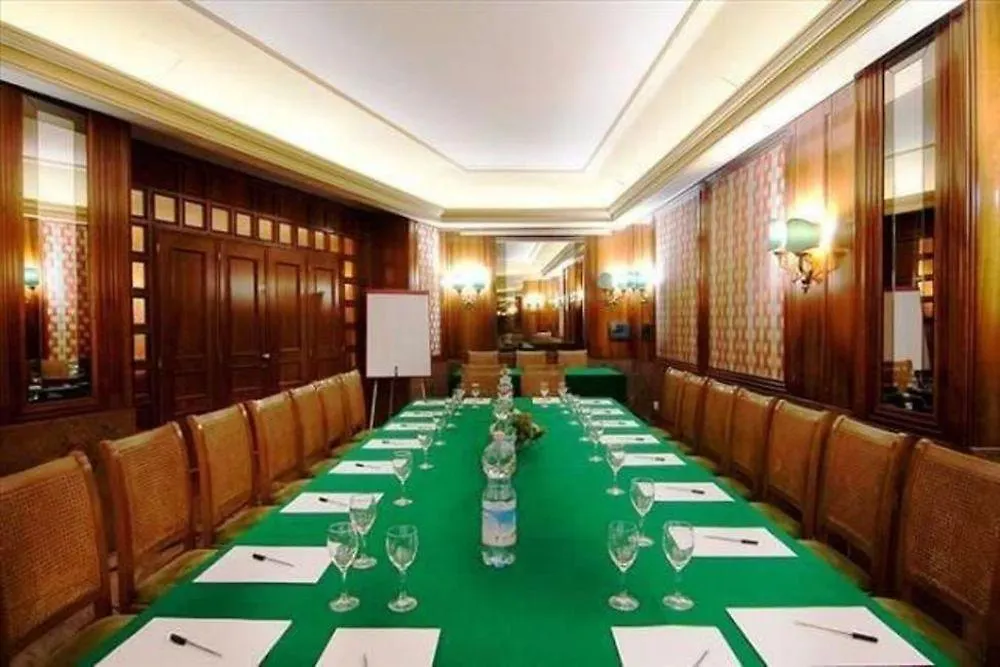 Hotel Galles Roma 3*,