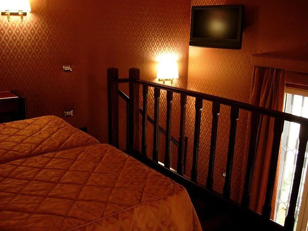Hotel Galles Roma 3*,